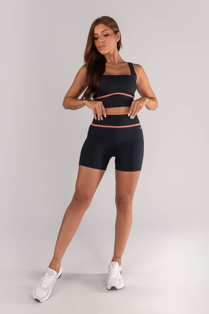 K4626-A_Short_com_Passante_no_Cos_Preto__Telha__Ref:_K4626-A