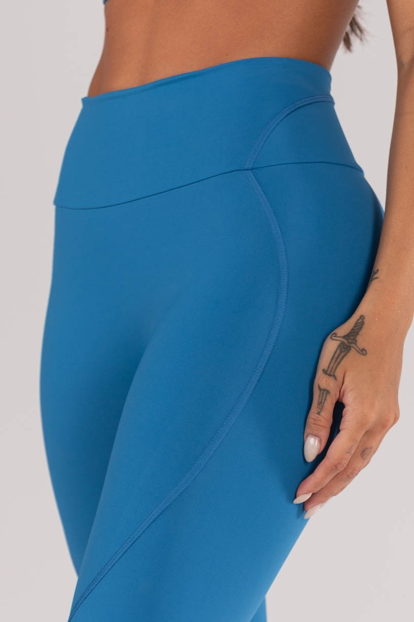 K4628-A_Calca_Legging_sem_Gancho_e_Cobertura_e_Bolso_no_Cos_Oceano__Ref:_K4628-A