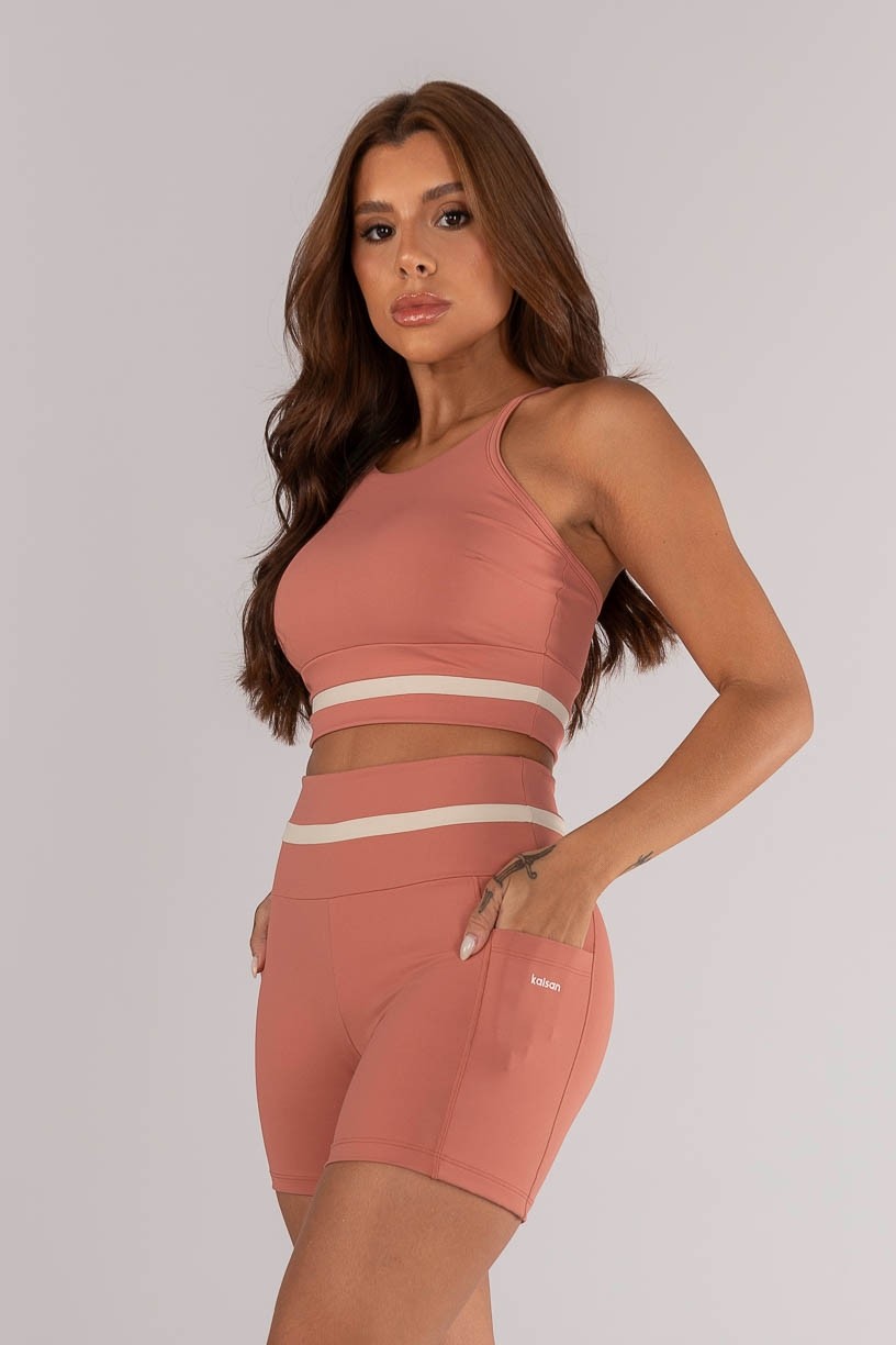 K4633-A_Top_Decote_Halter_com_Alcas_e_Recote_no_Cos_Telha__Off-White__Ref:_K4633-A