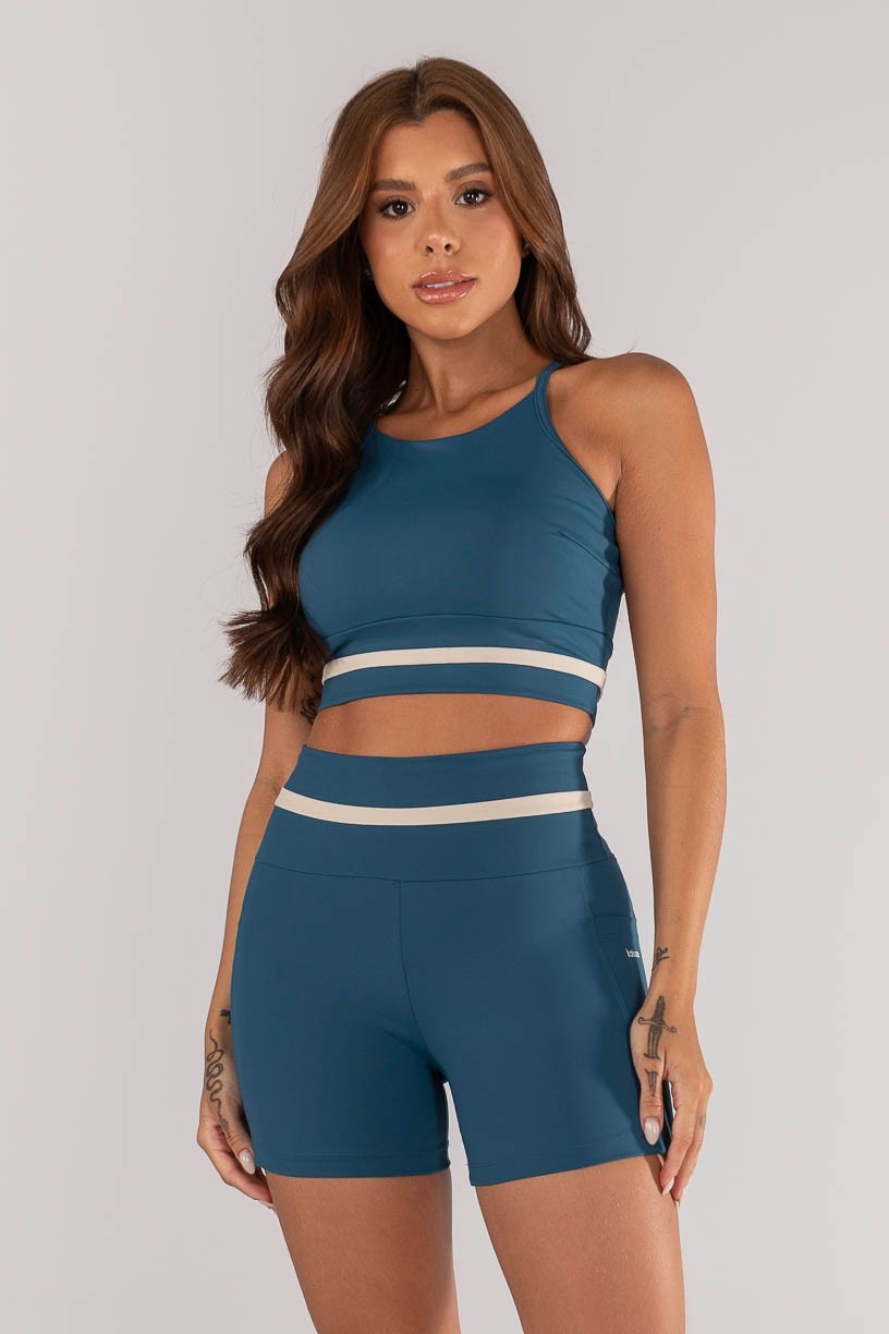 K4633-C_Top_Decote_Halter_com_Alcas_e_Recote_no_Cos_Azul_Petroleo__Off-White__Ref:_K4633-C