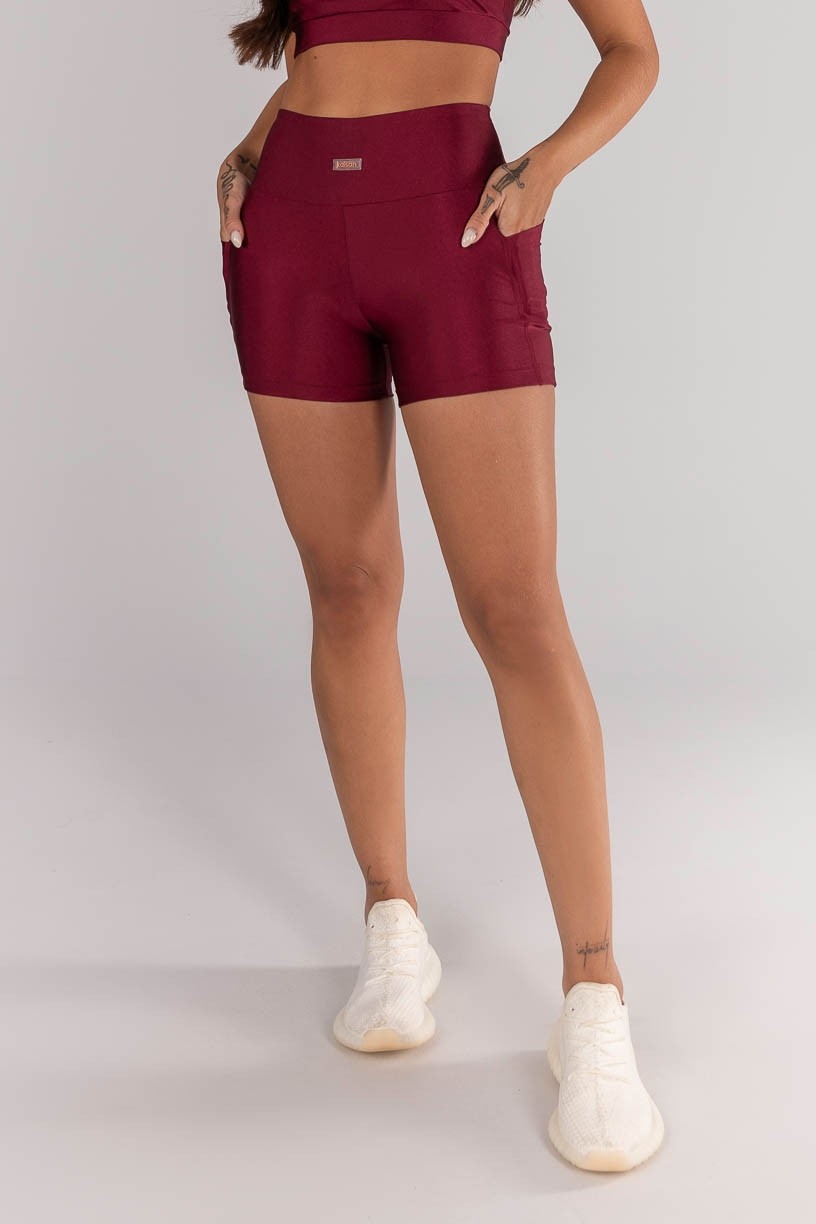 K4376-B_Short_com_Bolsos_Laterais_Vinho__Ref:_K4376-B