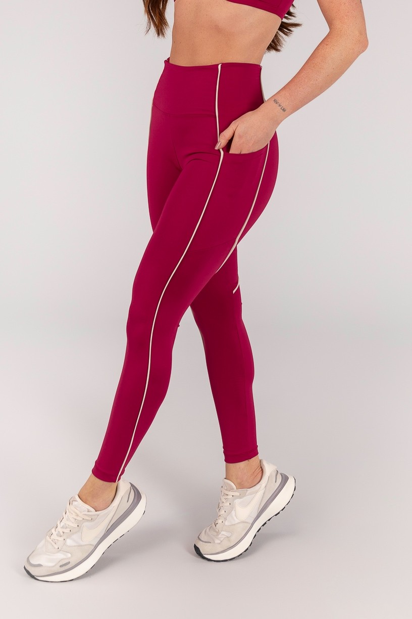 K4647-A_Calca_Legging_com_Bolsos_e_Vivo_Acai__Off-White__Ref:_K4647-A