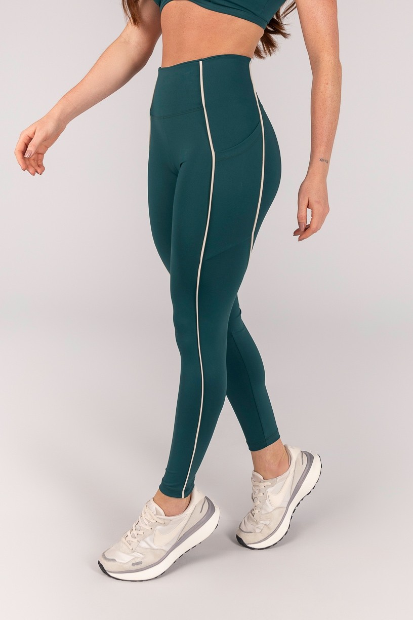 K4647-B_Calca_Legging_com_Bolsos_e_Vivo_Imperial__Off-White__Ref:_K4647-B
