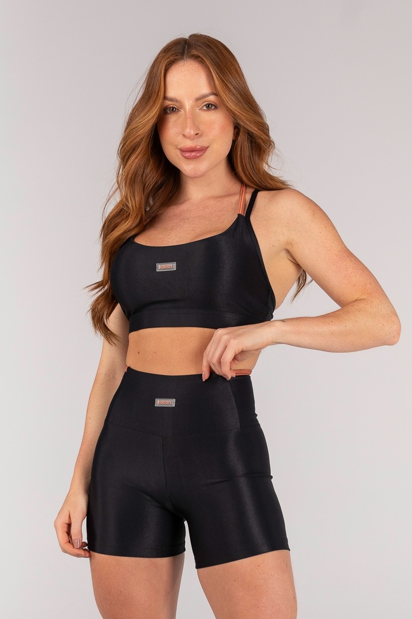 K4658-B_Top_Mix_de_Tecidos_com_Alcas_e_Tiras_Cruzadas_nas_Costas_Preto__Ref:_K4658-B