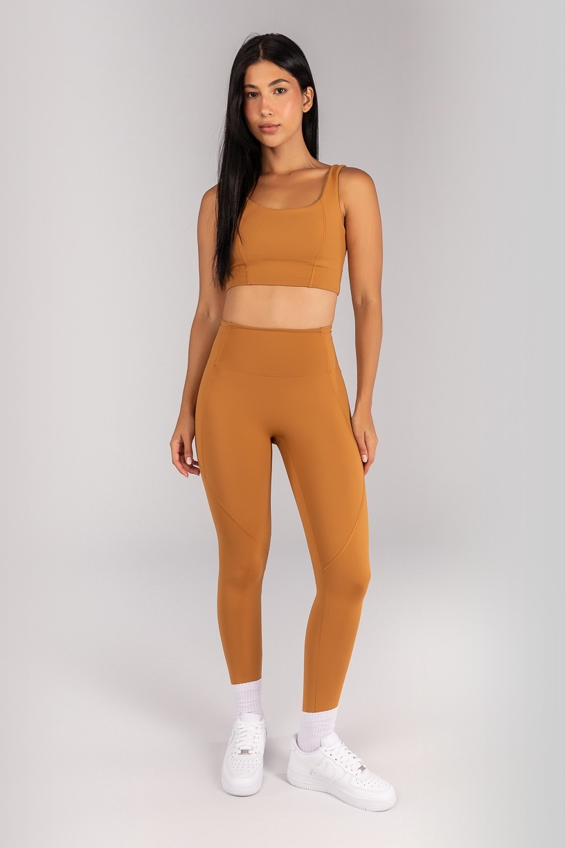 K4680-B_Calca_Legging_sem_Gancho_com_Bolso_e_Cobertura_Amendoa__Ref:_K4680-B