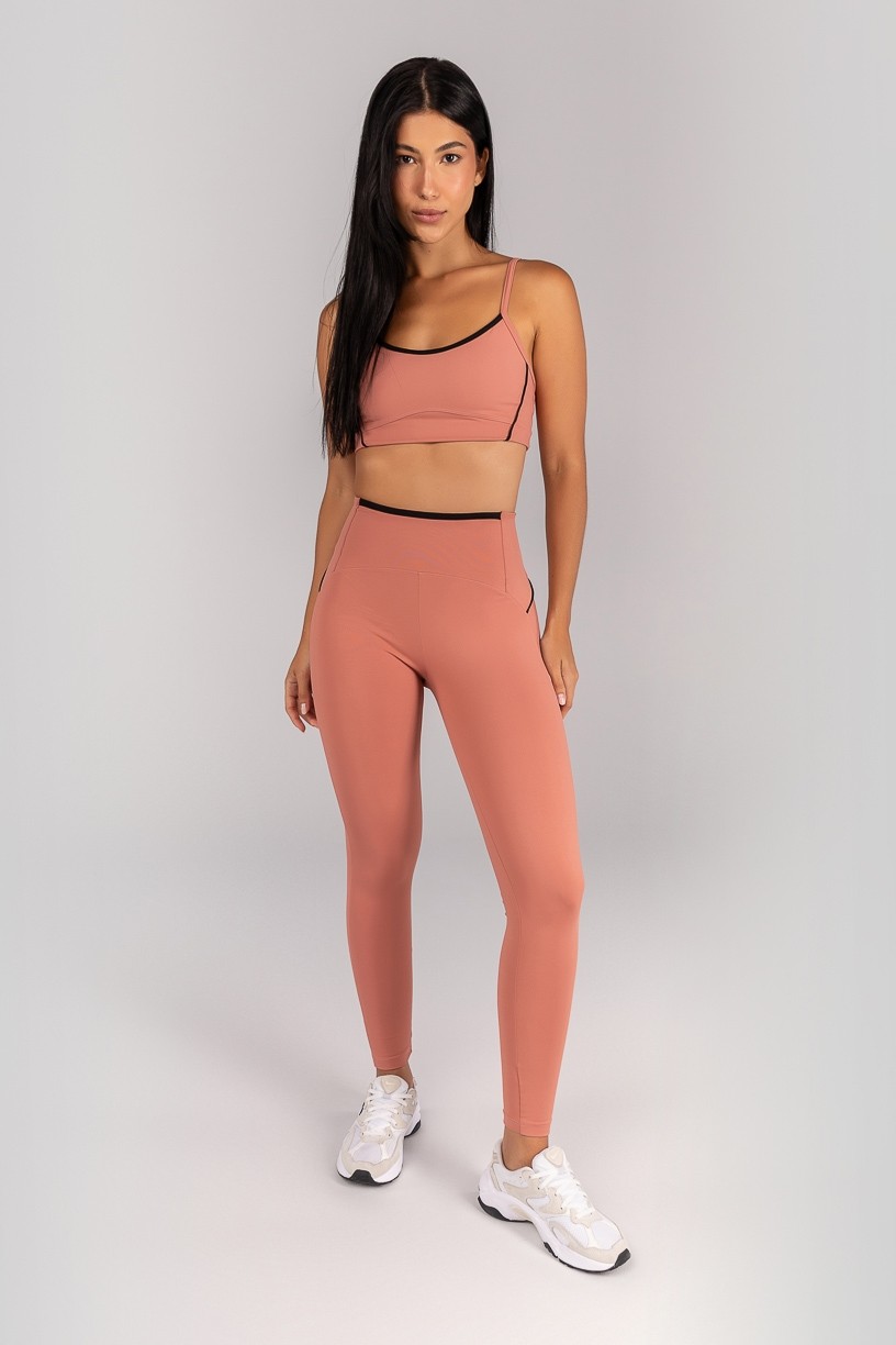 K4683-A_Calca_Legging_com_Vivo_e_Vies_Contrastante_Telha__Preto__Ref:_K4683-A