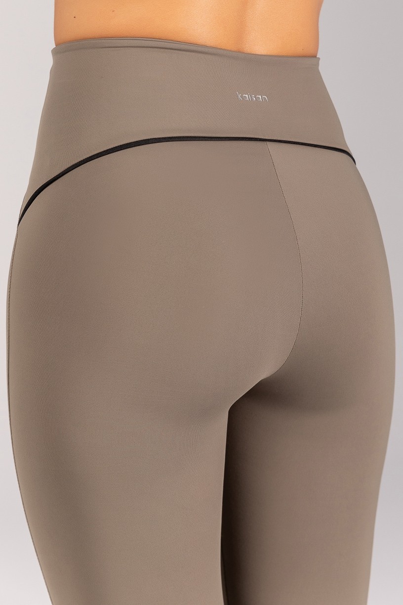 K4683-B_Calca_Legging_com_Vivo_e_Vies_Contrastante_Oliva__Preto__Ref:_K4683-B
