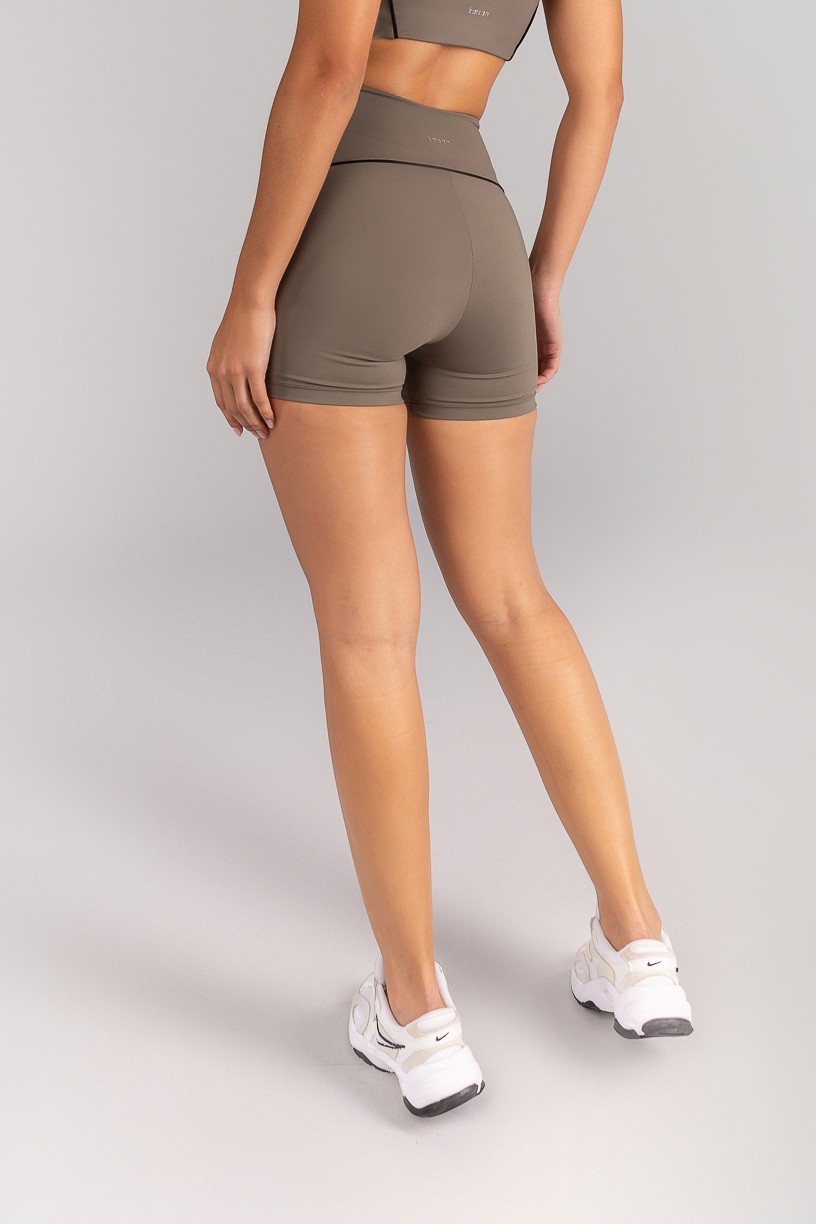 K4684-B_Short_com_Vivo_e_Vies_Contrastante_Oliva__Preto__Ref:_K4684-B