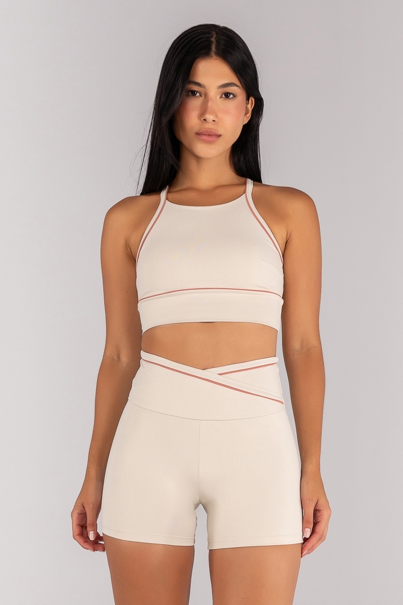 K4685-A_Top_Halter_com_Vivo_Contrastante_nas_Alcas_Off-White__Telha__Ref:_K4685-A