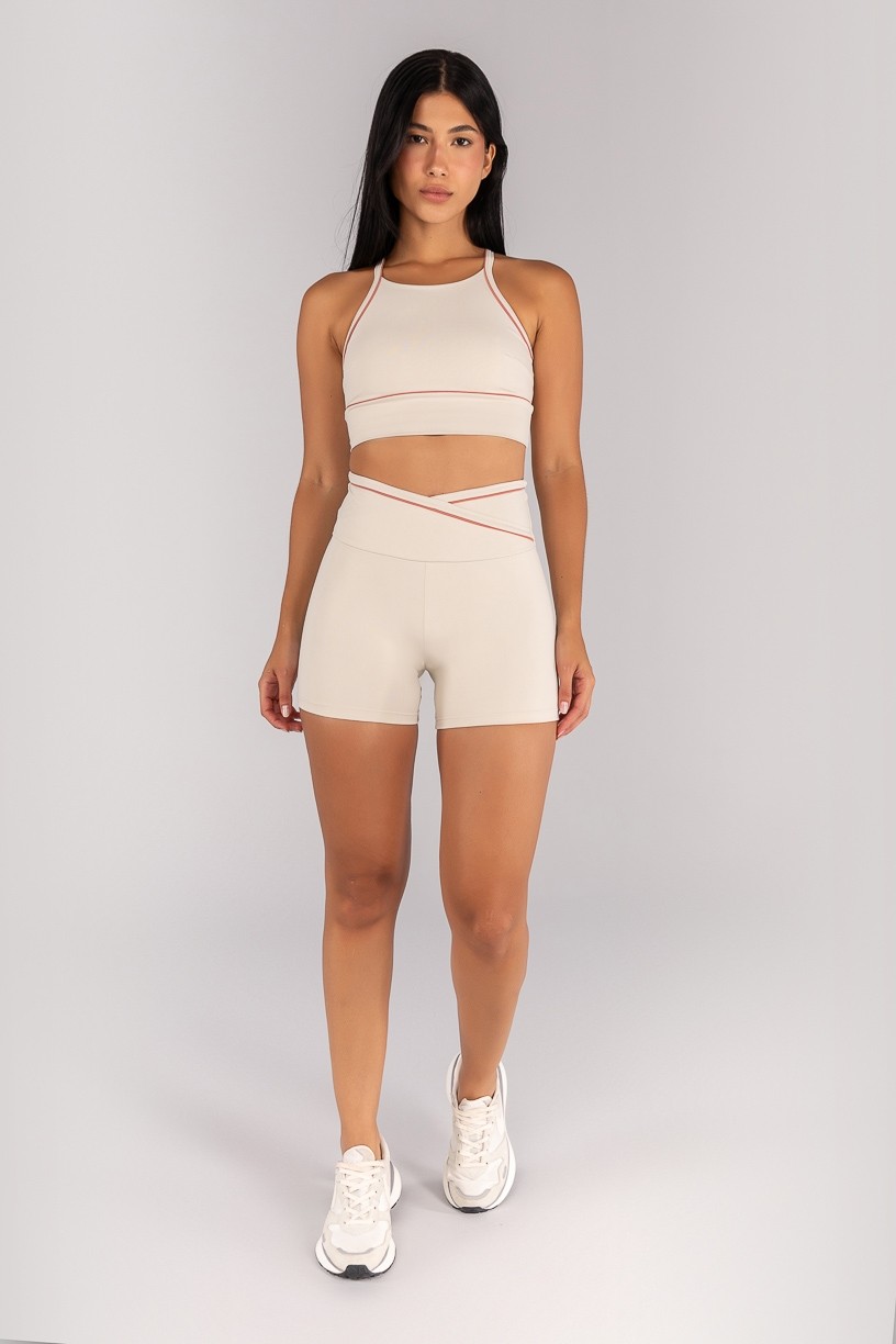 K4685-A_Top_Halter_com_Vivo_Contrastante_nas_Alcas_Off-White__Telha__Ref:_K4685-A