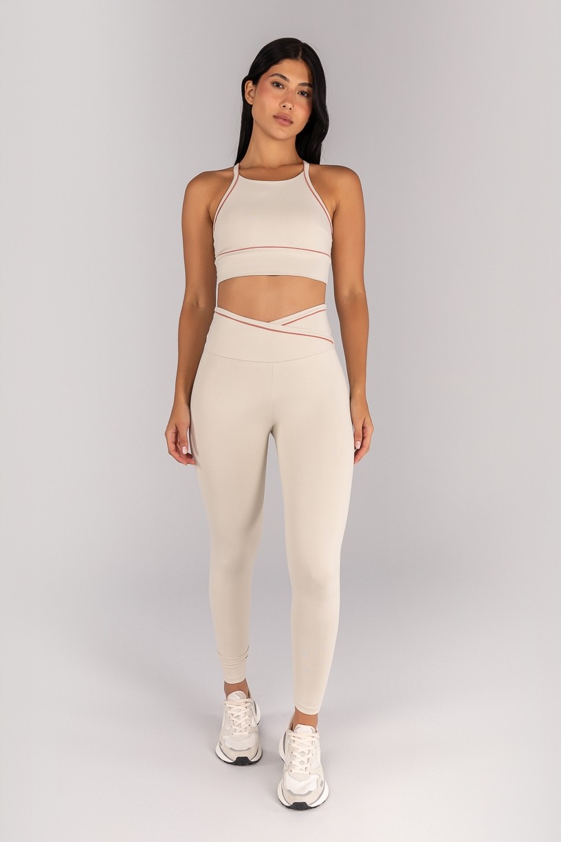K4686-A_Calca_Legging_com_Cos_Transpassado_e_Vivo_Contrastante_Off-White__Telha__Ref:_K4686-A