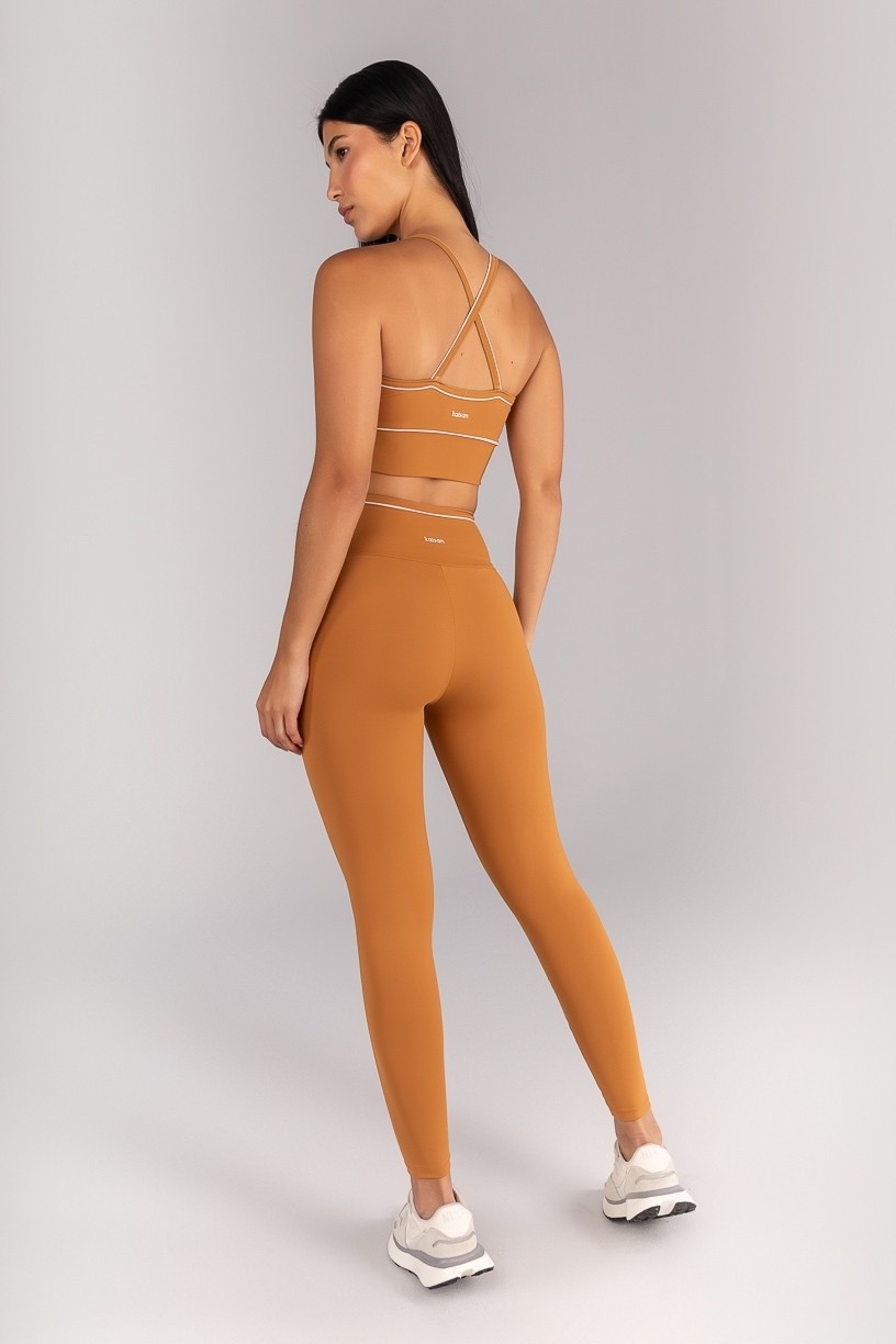 K4686-B_Calca_Legging_com_Cos_Transpassado_e_Vivo_Contrastante_Amendoa__Off-White__Ref:_K4686-B
