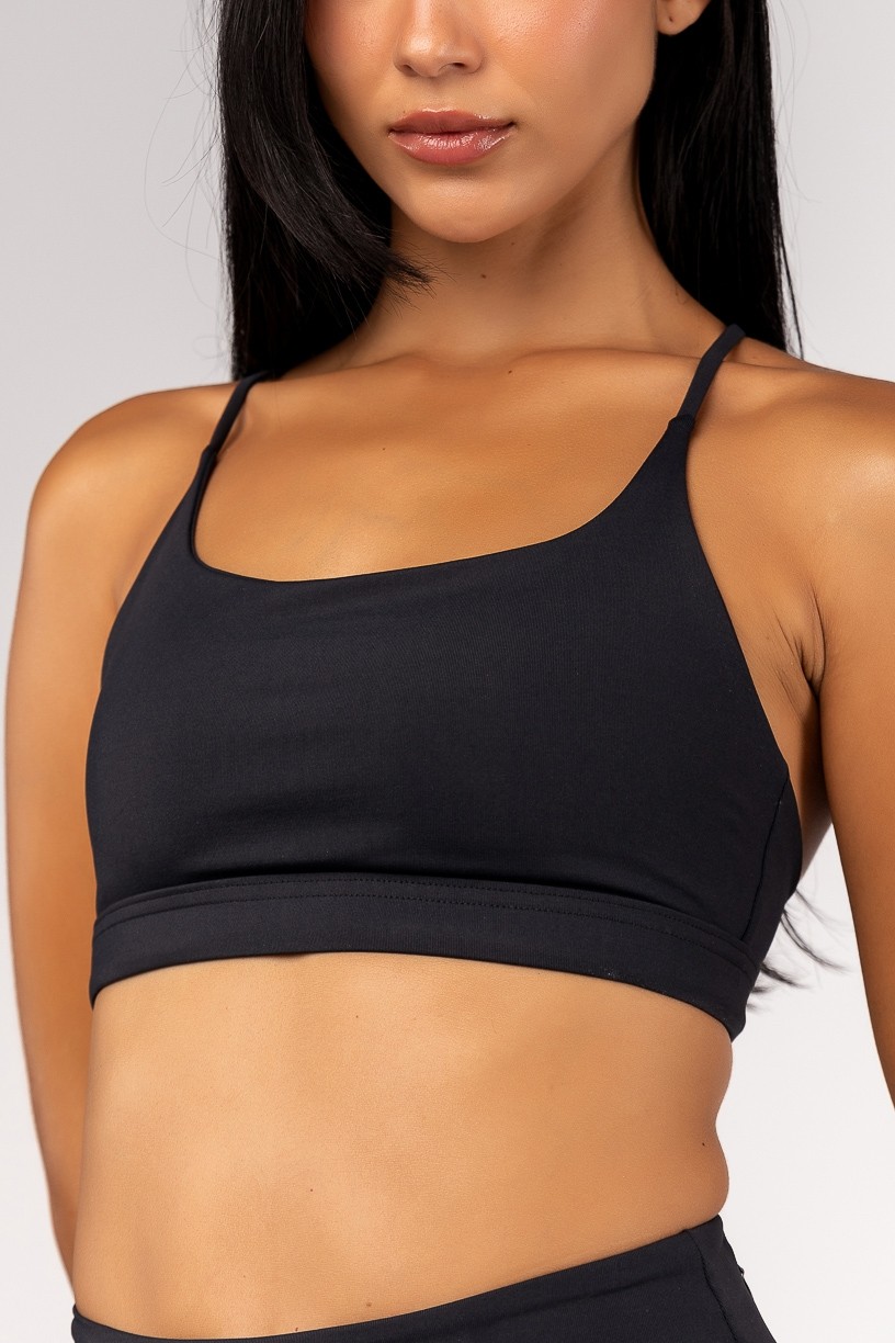 K4688-B_Top_com_Tiras_Trabalhadas_nas_Costas_Preto__Ref:_K4688-B
