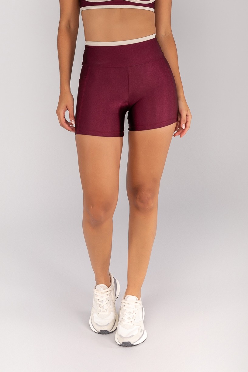 K4692-B_Short_Platinado_com_Vira_Fosca_Vinho__Off-White__Ref:_K4692-B