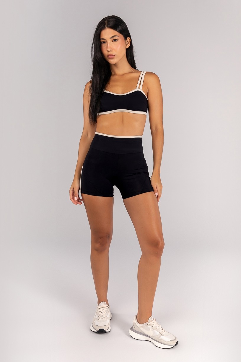 K4695-A_Short_com_Chapado_e_Vira_Preto__Off-White__Ref:_K4695-A