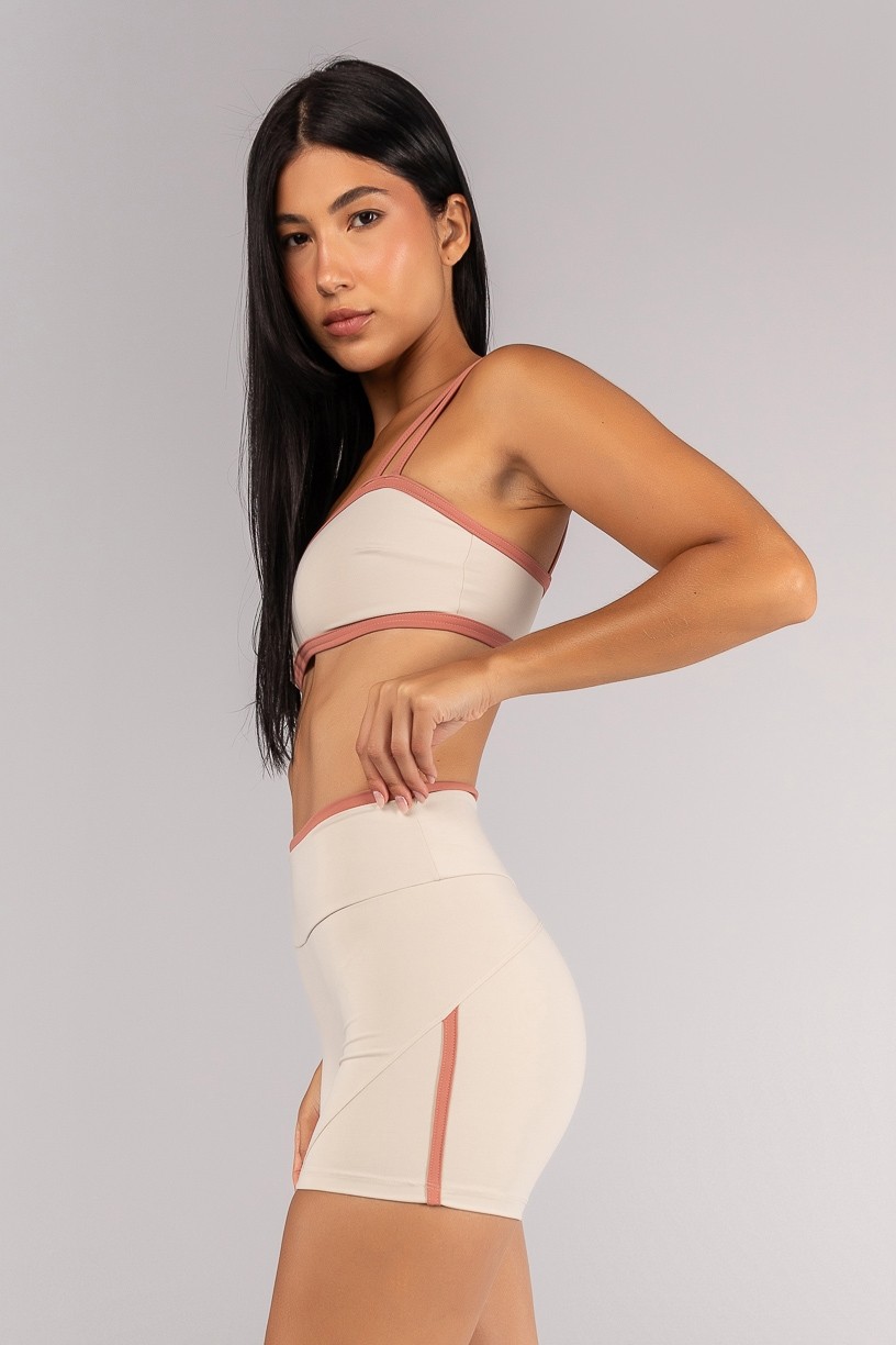 K4693-B_Top_com_Alcas_Duplas_e_Decote_Sinuoso_Off-White__Telha__Ref:_K4693-B