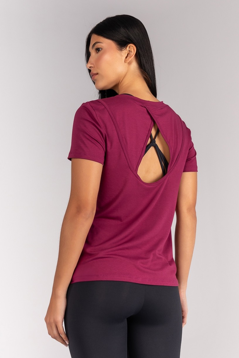 K4702-A_Blusa_com_Abertura_nas_Costas_Vinho__Ref:_K4702-A