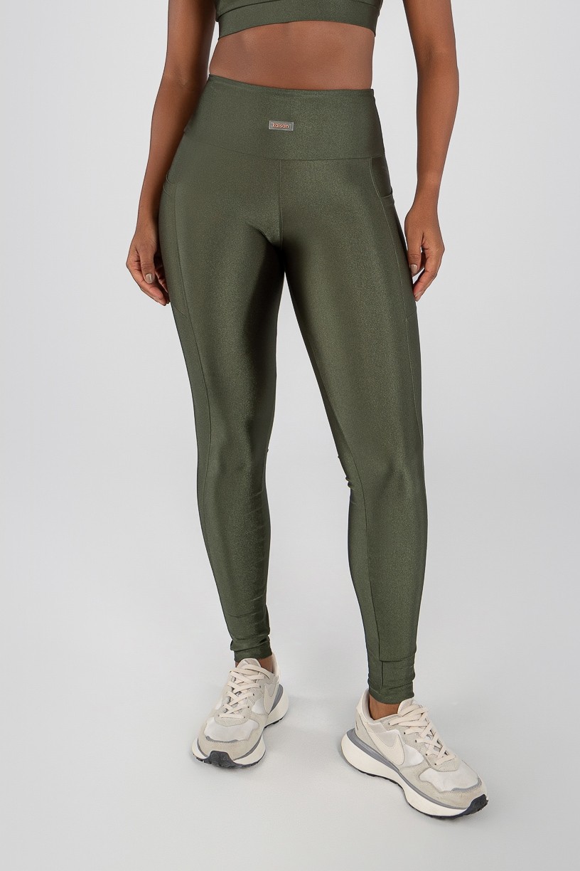 K4375-C_Calca_Legging_com_Bolsos_Laterais_Verde_Militar__Ref:_K4375-C