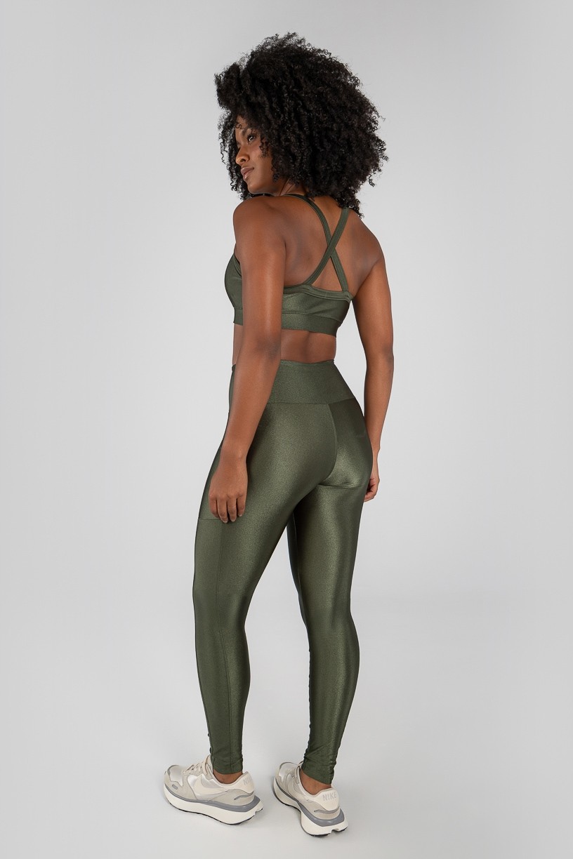 K4375-C_Calca_Legging_com_Bolsos_Laterais_Verde_Militar__Ref:_K4375-C