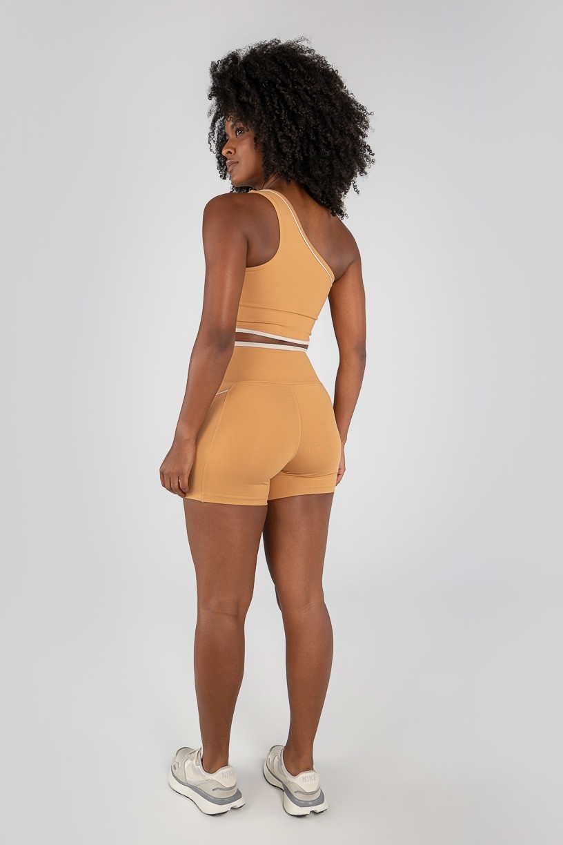 K4706-B_Short_com_Bolsos_e_Vivos_Caramelo__Ref:_K4706-B