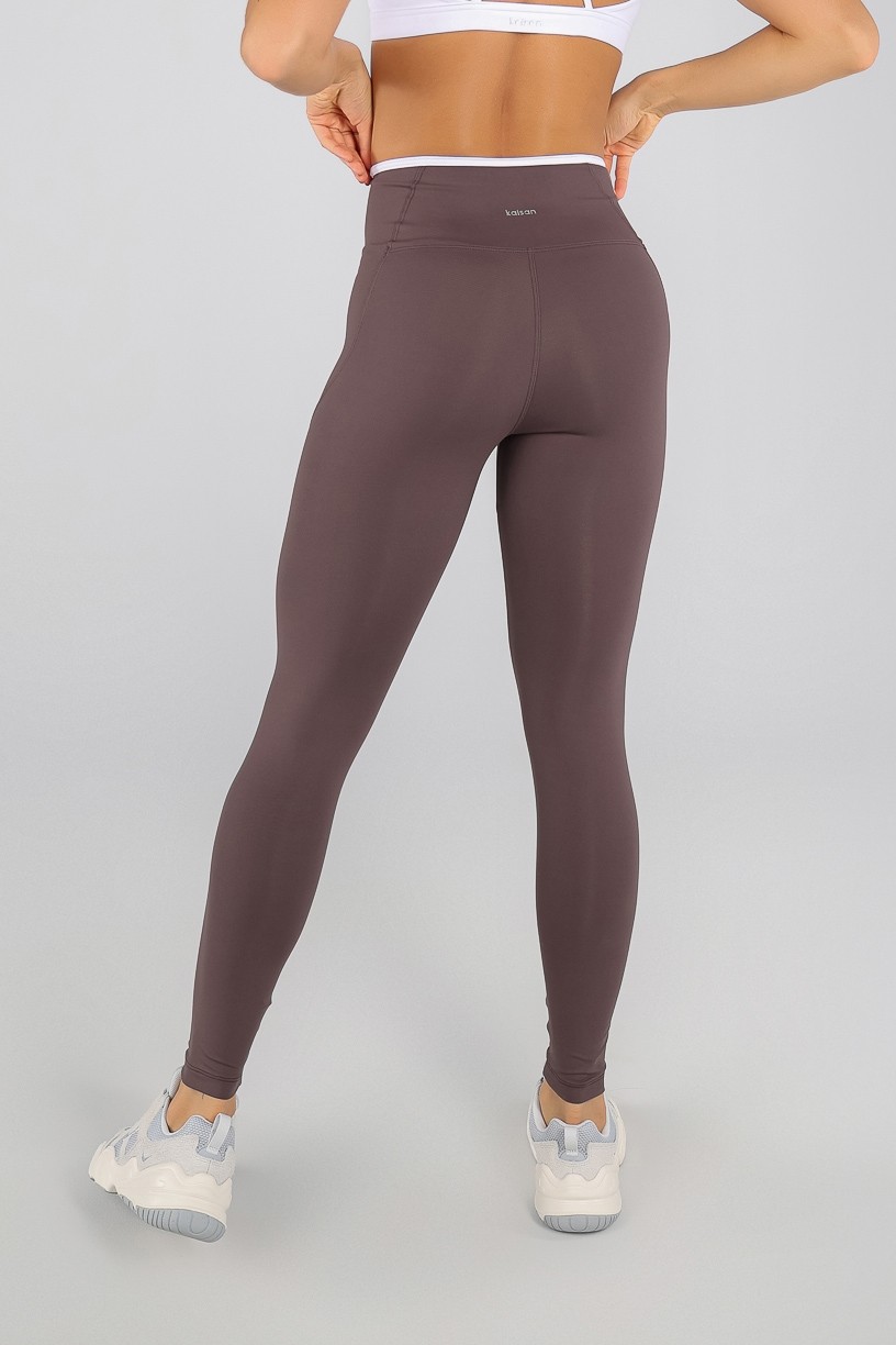 K4813-A_Calca_Legging_com_Bolso_e_Vira_Trufa__Branco__Ref:_K4813-A