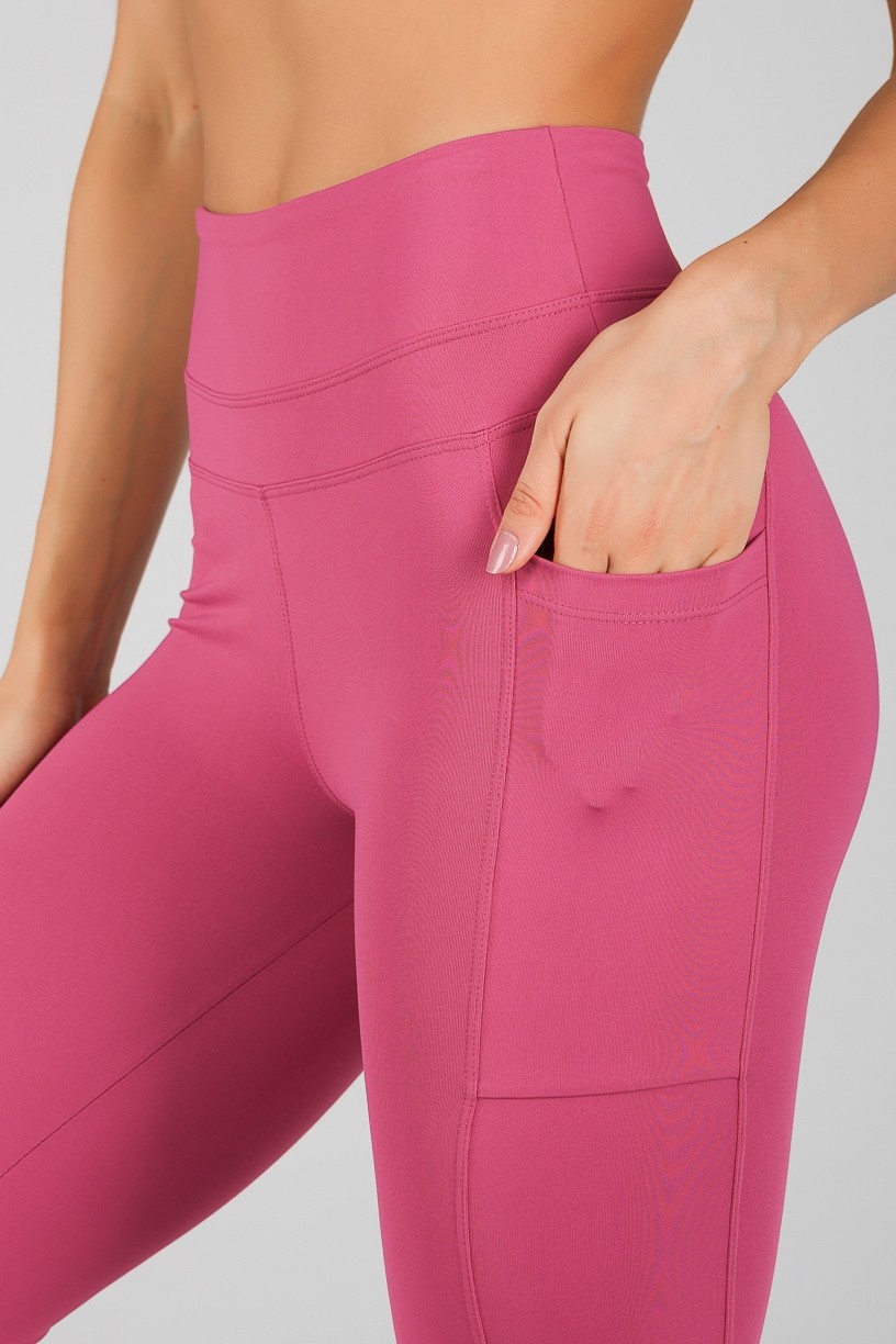 K4716-B_Calca_Legging_com_Recorte_no_Cos_e_Bolsos_nas_Laterais_Sorbet__Ref:_K4716-B