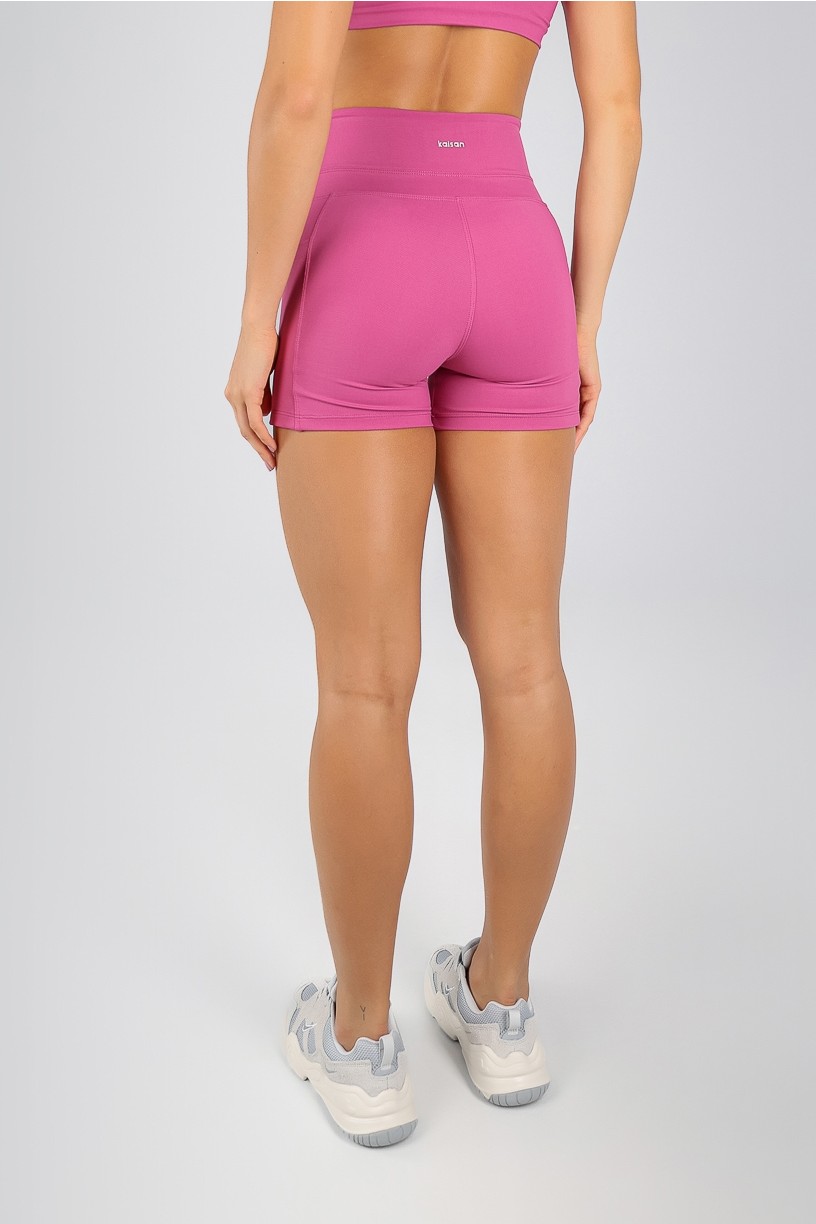 K4717-B_Short_com_Recorte_no_Cos_e_Bolsos_nas_Laterais_Sorbet__Ref:_K4717-B