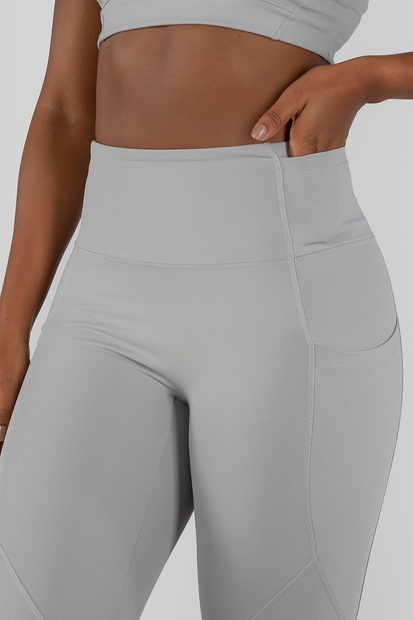 K4728-A_Calca_Legging_Run_com_Bolsos_Cinza__Ref:_K4728-A