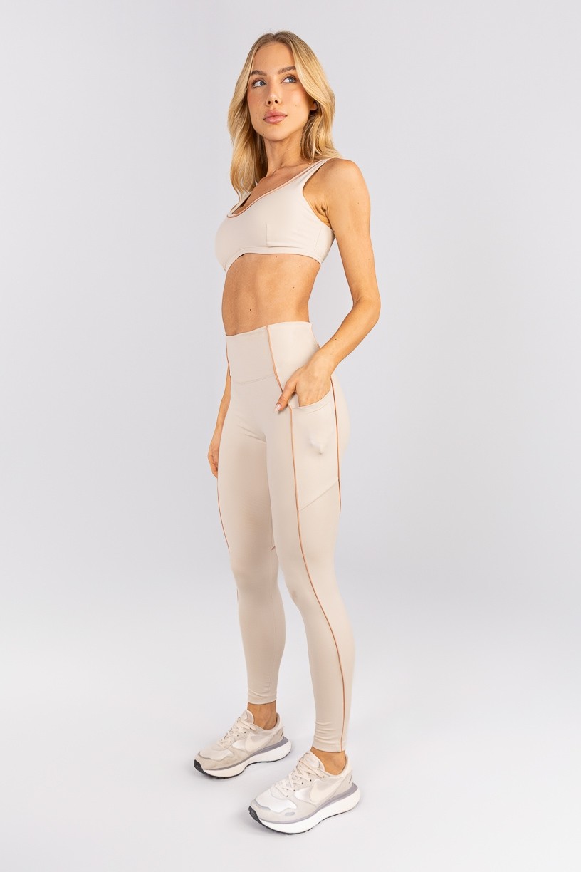 K4646-C_Top_Alcas_Largas_e_Vies_com_Vivo_Embutido_Off-White__Macadamia__Ref:_K4646-C