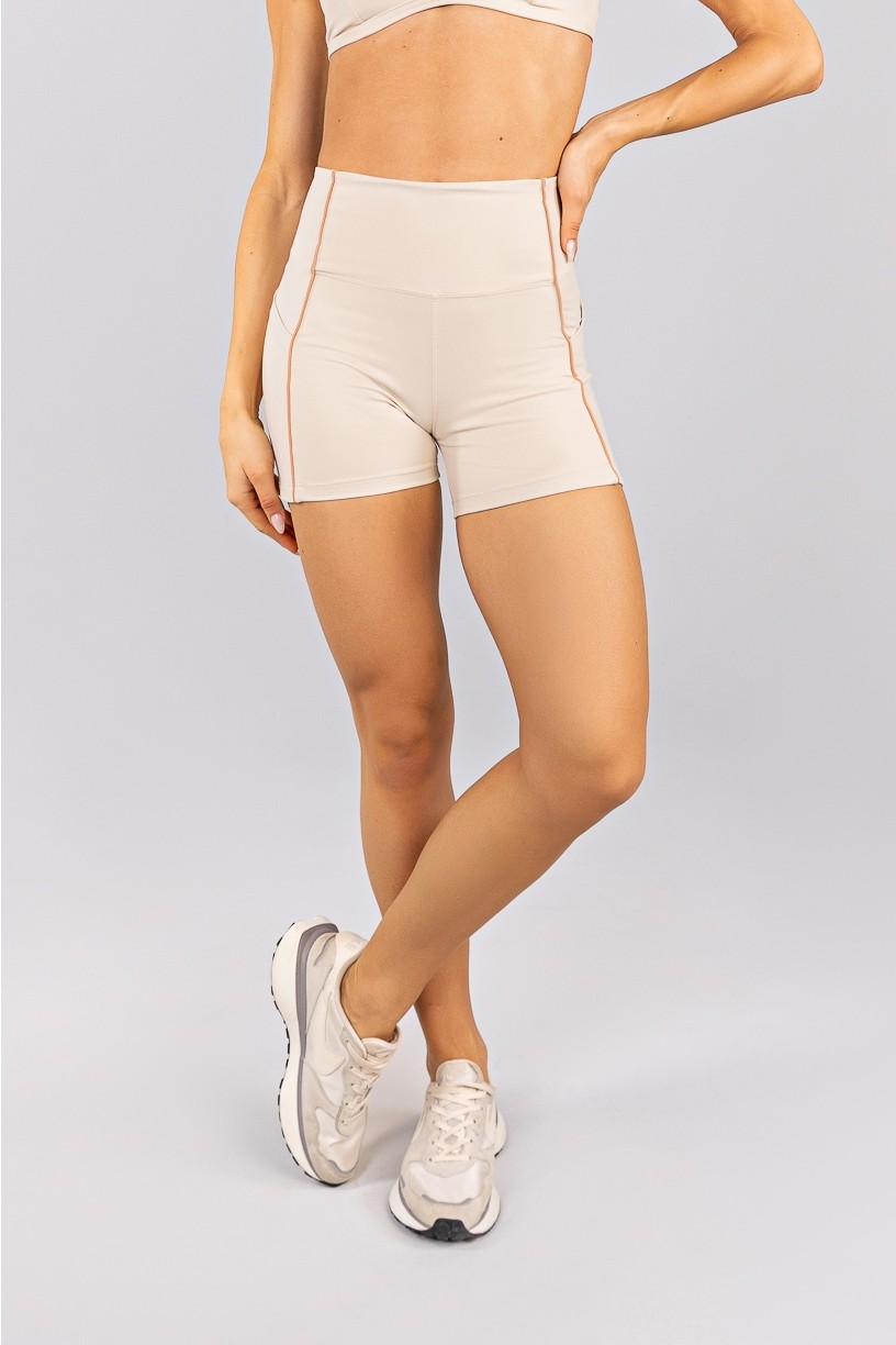 K4648-C_Short_com_Bolsos_e_Vivo_Off-White__Macadamia__Ref:_K4648-C
