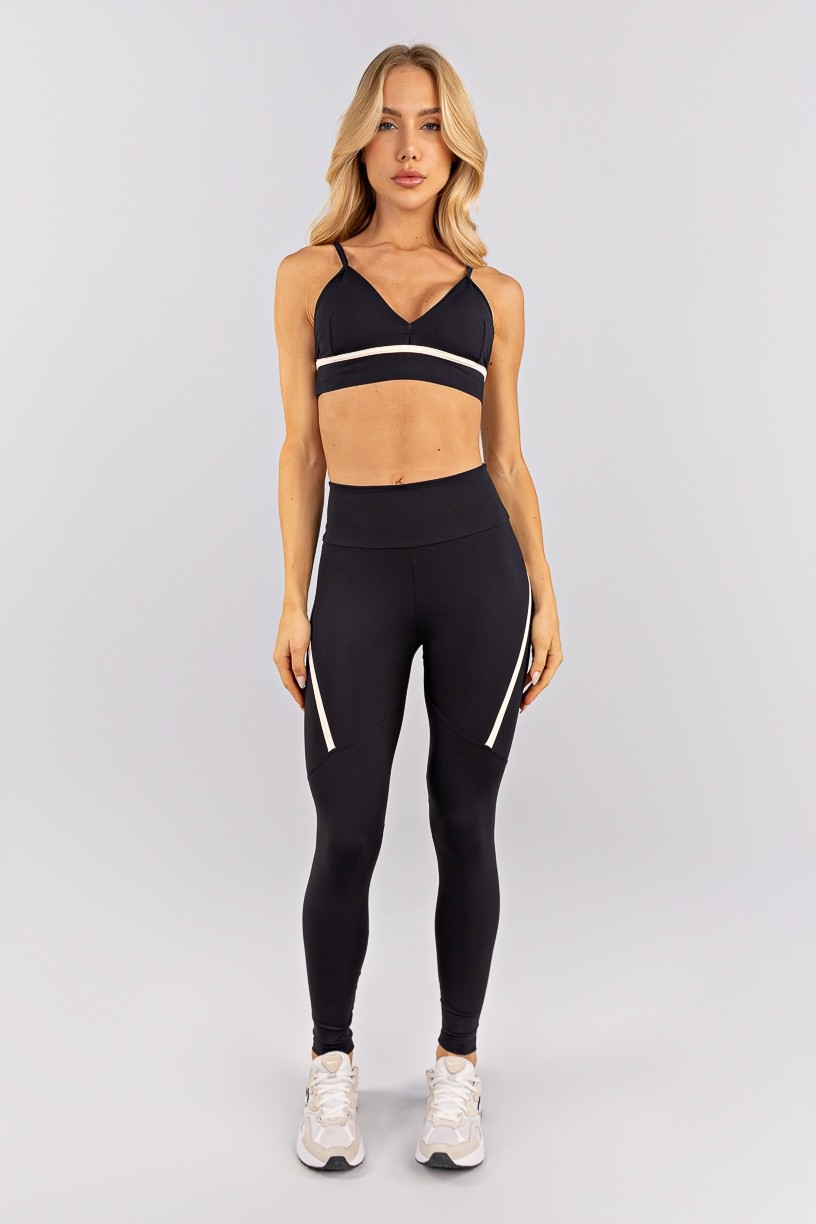 K4745-A_Calca_Legging_com_Chapado_Contrastante_Preto__Vanilla__Ref:_K4745-A