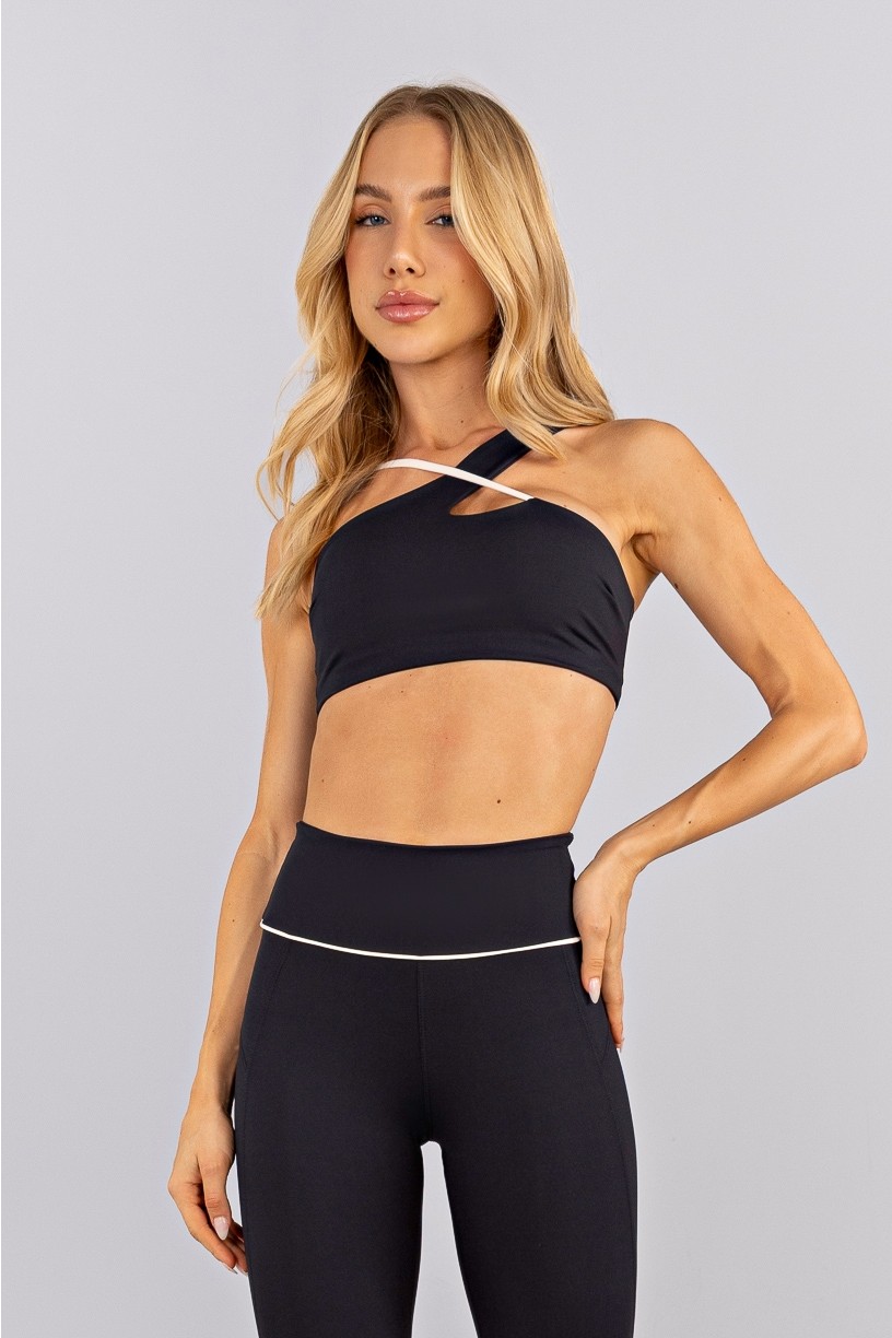 K4753-C_Top_Assimetrico_com_Alca_Contrastante_Preto__Vanilla__Ref:_K4753-C