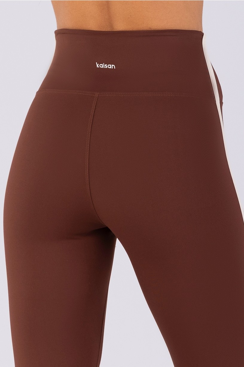 K4485-D_Calca_Legging_sem_Gancho_com_Chapado_nas_Laterais_Cafe__Ref:_K4485-D
