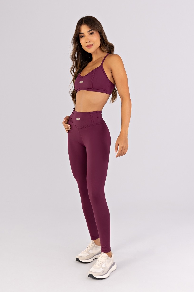 K4650-C_Calca_Legging_sem_Gancho_e_Detalhes_Em_Chapado_Uva__Ref:_K4650-C