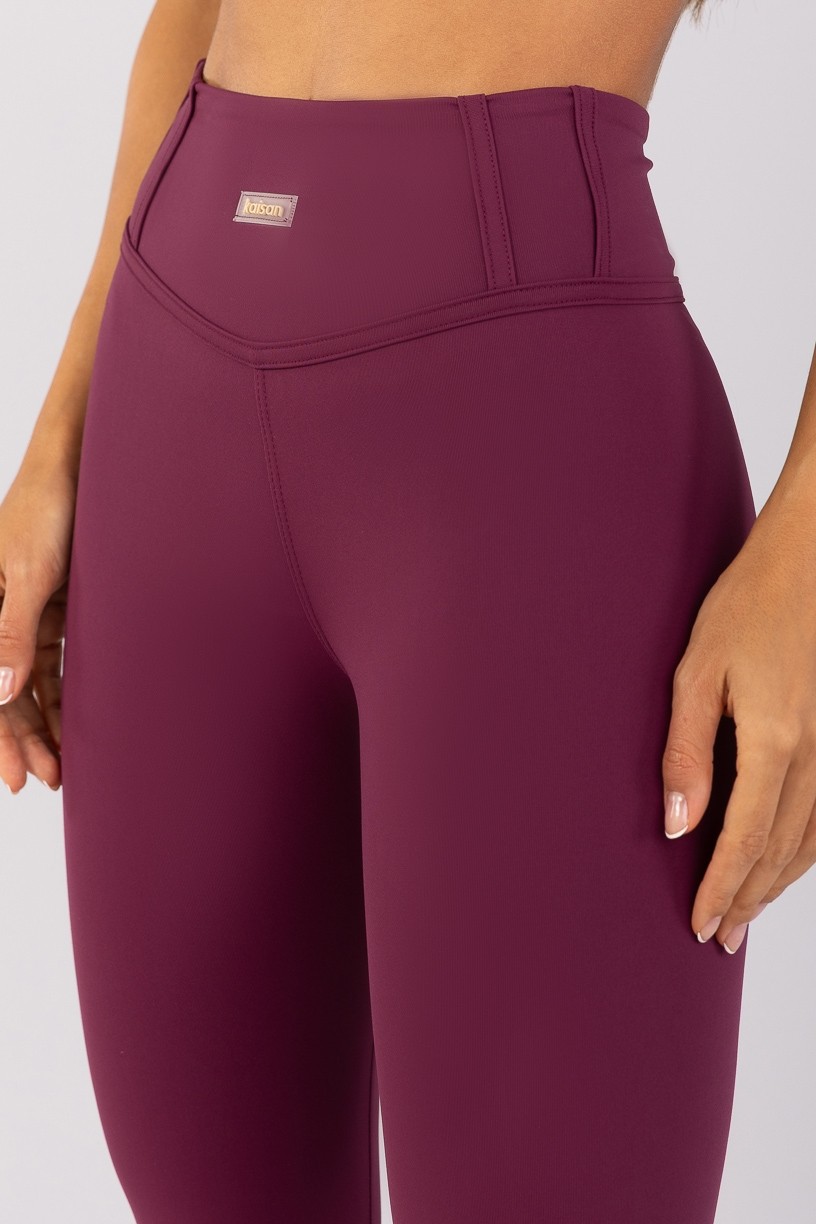 K4650-C_Calca_Legging_sem_Gancho_e_Detalhes_Em_Chapado_Uva__Ref:_K4650-C