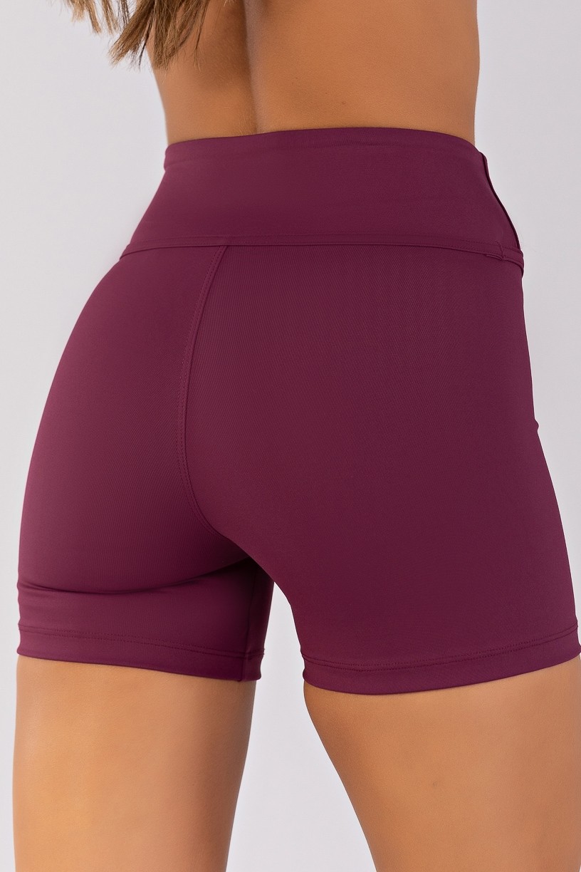 K4651-C_Short_sem_Gancho_e_Detalhes_Em_Chapado_Uva__Ref:_K4651-C