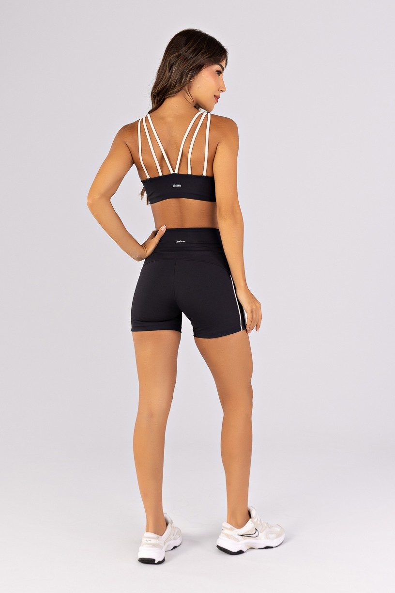 K4786-A_Short_com_Recortes_e_Vivos_Duplos_Preto__Off-White__Ref:_K4786-A
