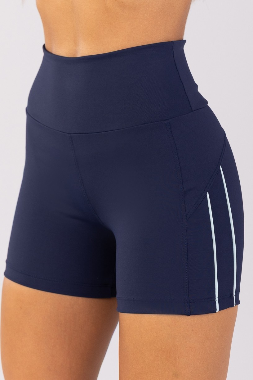 K4786-C_Short_com_Recortes_e_Vivos_Duplos_Azul_Marinho__Glacial__Ref:_K4786-C