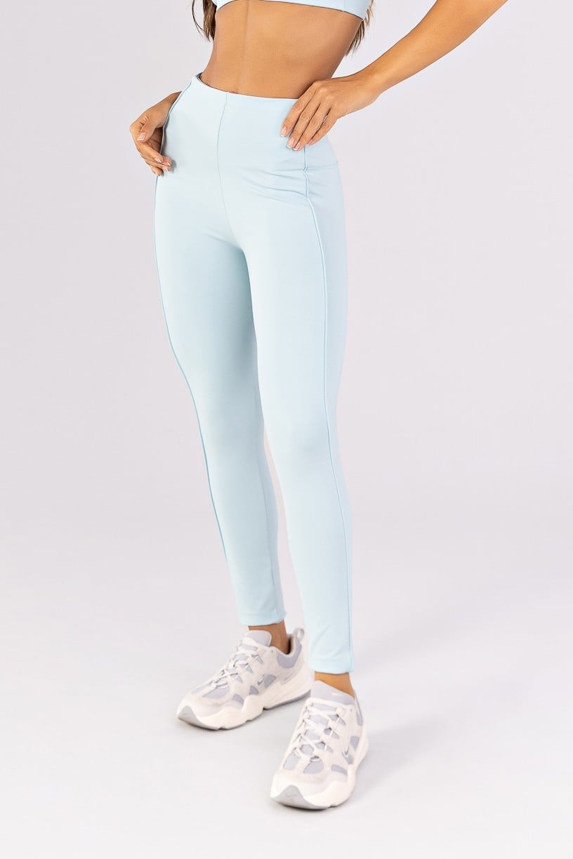 K4800-A_Calca_Legging_com_Vivos_sem_Cos_Aparente_na_Frente_Glacial__Ref:_K4800-A