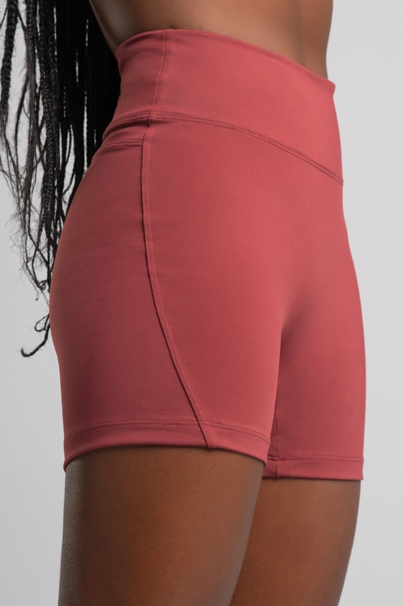 K4823-C_Short_sem_Gancho_com_Recortes_Rum__Ref:_K4823-C