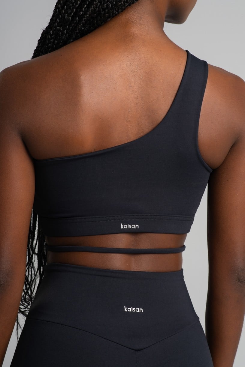 K4824-A_Top_Assimetrico_com_Tira_na_Base_Preto__Ref:_K4824-A