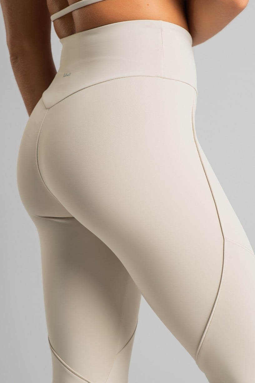 K4825-B_Calca_Legging_sem_Gancho_com_Vivo_e_Cos_em_V_Off-White__Ref:_K4825-B