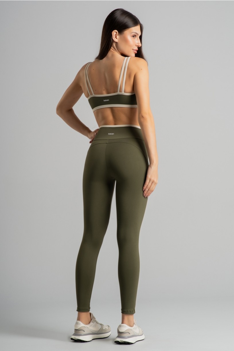K4693-C_Top_com_Alcas_Duplas_e_Decote_Sinuoso_Militar__Off-White__Ref:_K4693-C