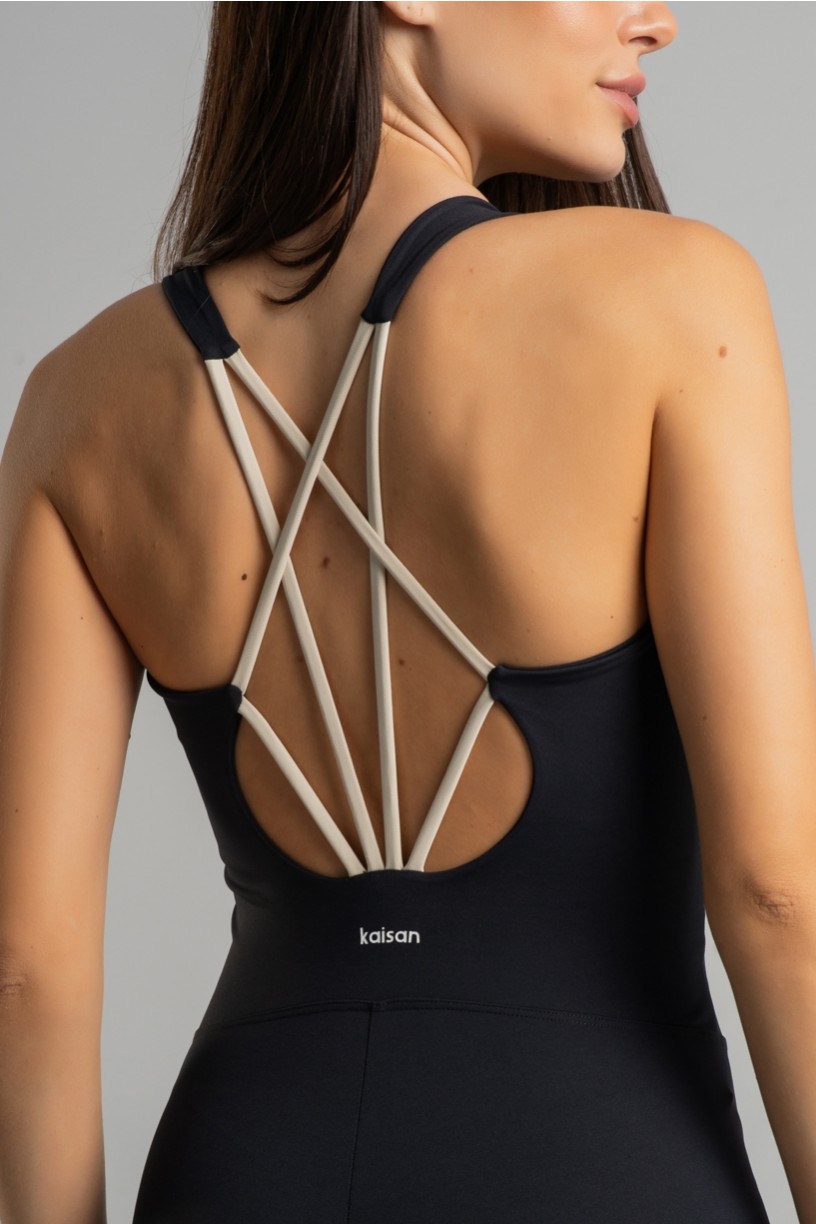 K4576-B_Macaquinho_com_Tiras_Entrelacadas_nas_Costas_Preto__Off-White__Ref:_K4576-B