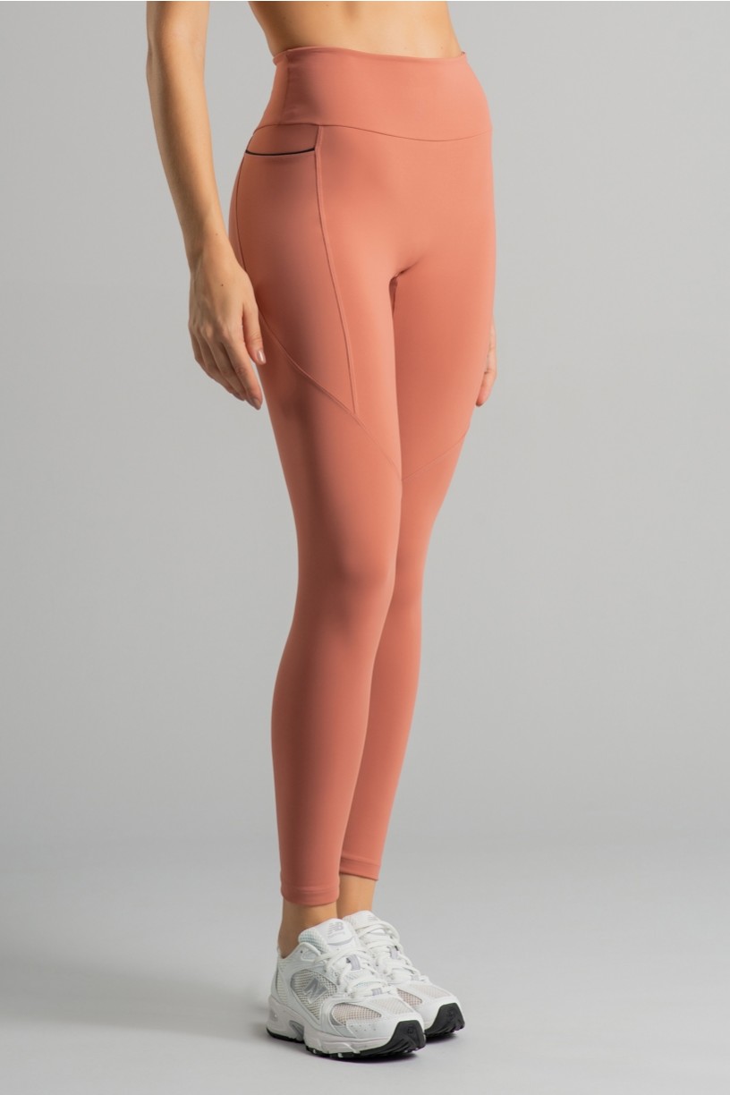 K4849-A_Calca_Legging_com_Detalhe_de_Vivo_nos_Bolsos_Telha__Preto__Ref:_K4849-A