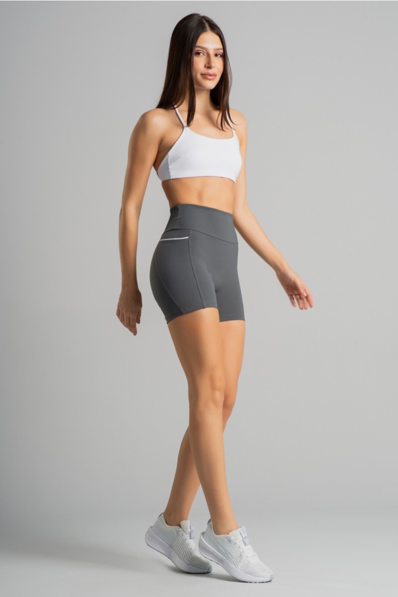 K4850-B_Short_com_Detalhe_de_Vivo_nos_Bolsos_Grafite__Branco__Ref:_K4850-B