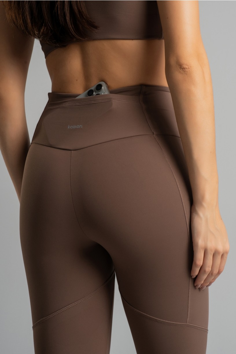 K4852-B_Calca_Legging_sem_Gancho_com_Bolso_no_Cos_Capuccino__Ref:_K4852-B
