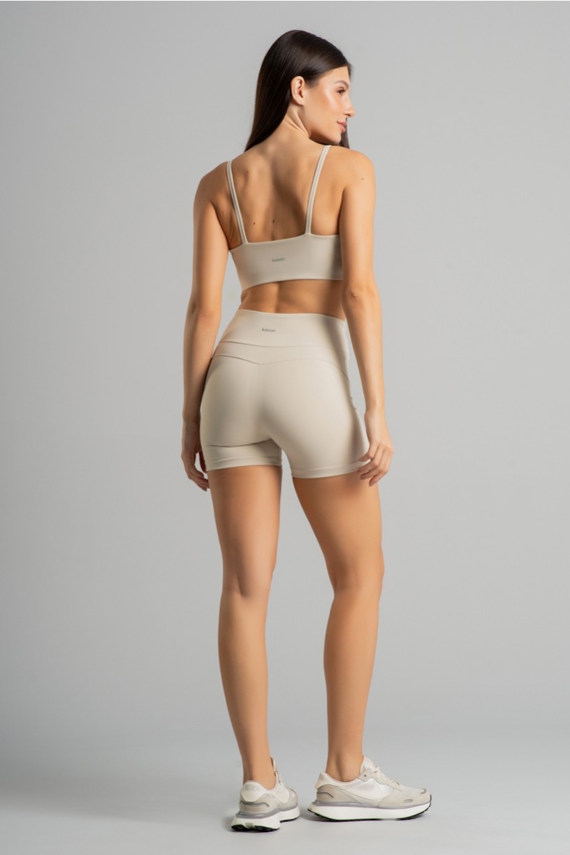 K4862-A_Short_com_Recorte_e_Chapado_Off-White__Ref:_K4862-A