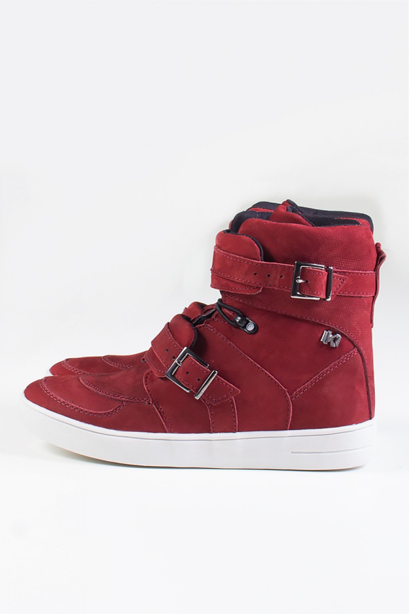 Sneaker Cano Alto Nobuck com Fivela e Elástico (Vinho) | Ref: KS-T48-002