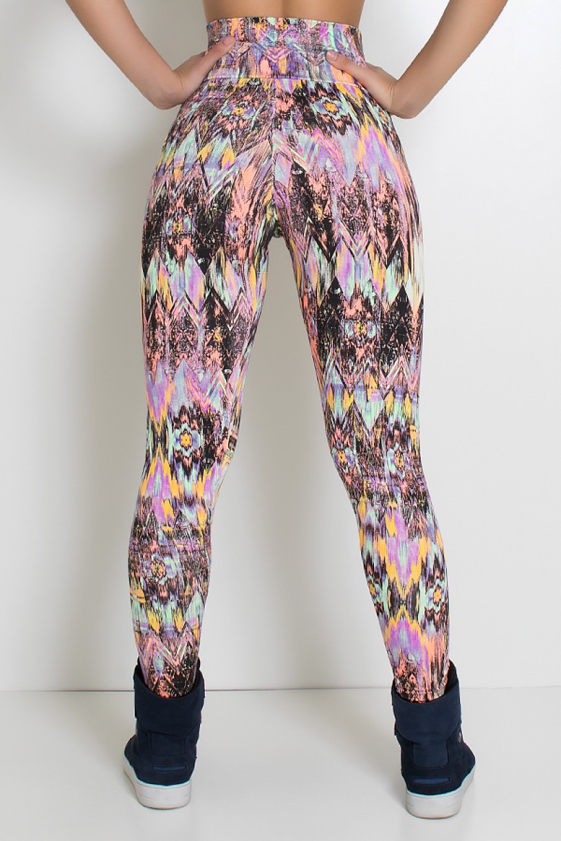 Legging Estampada Triângulo com Manchas Salmão Roxo e Verde | Ref: KS-F27-060